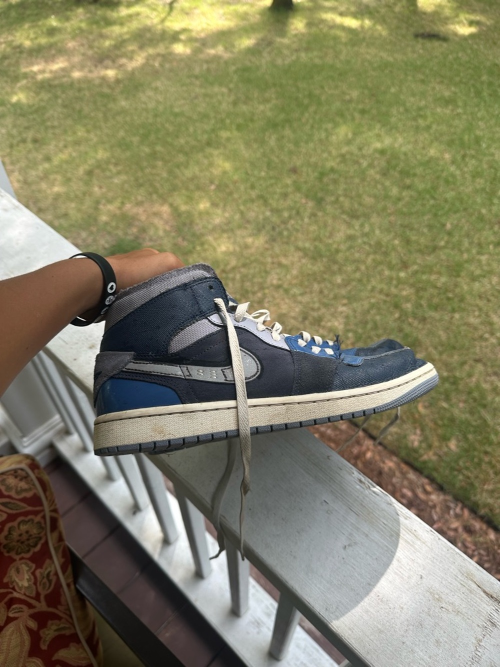 Nike Men's Navy and Gray High-Top Sneakers